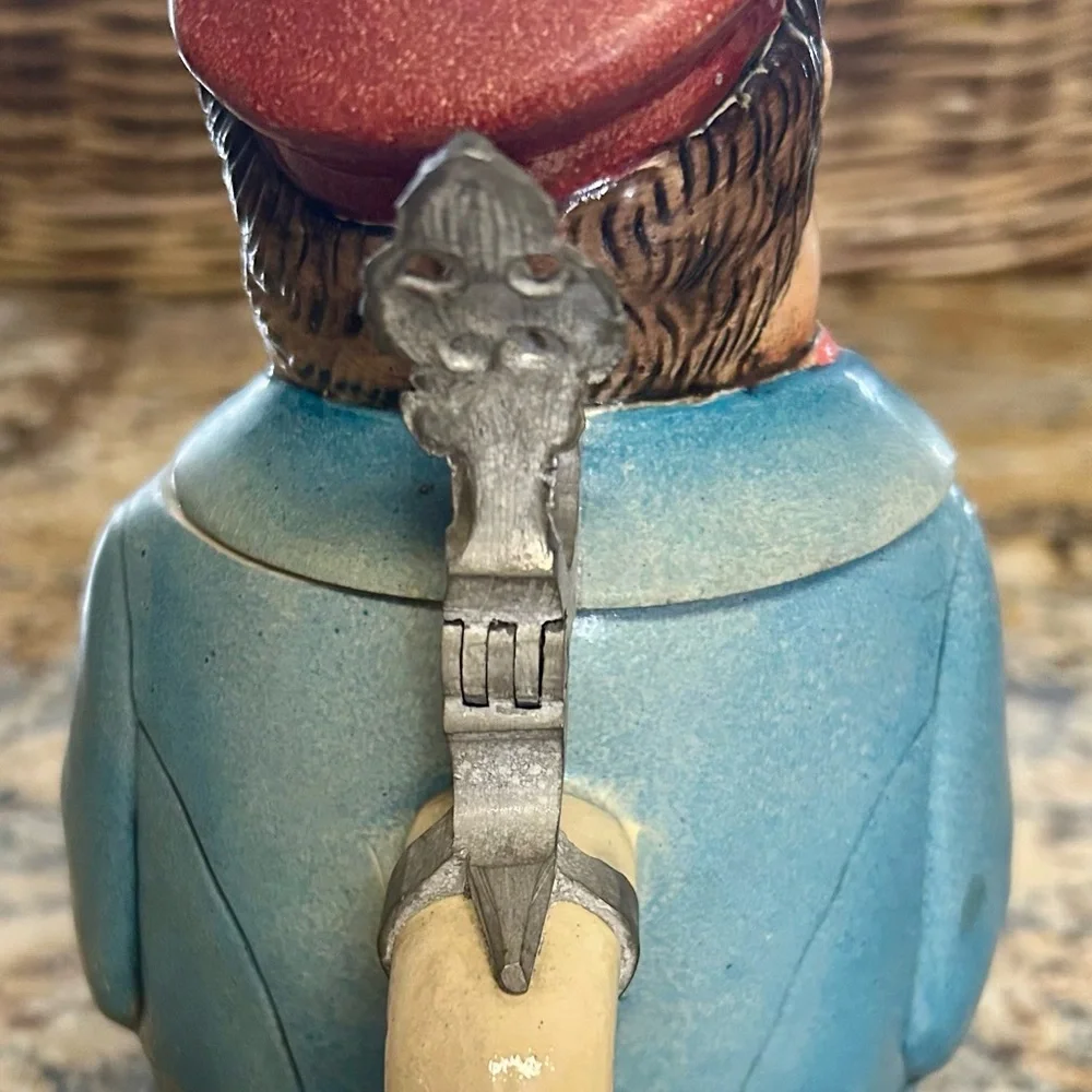 VINTAGE WEST GERMANY 424 FIGURAL BEER STEIN MAN HAT SCARF ECHARDT  ENGLER? PHOTO